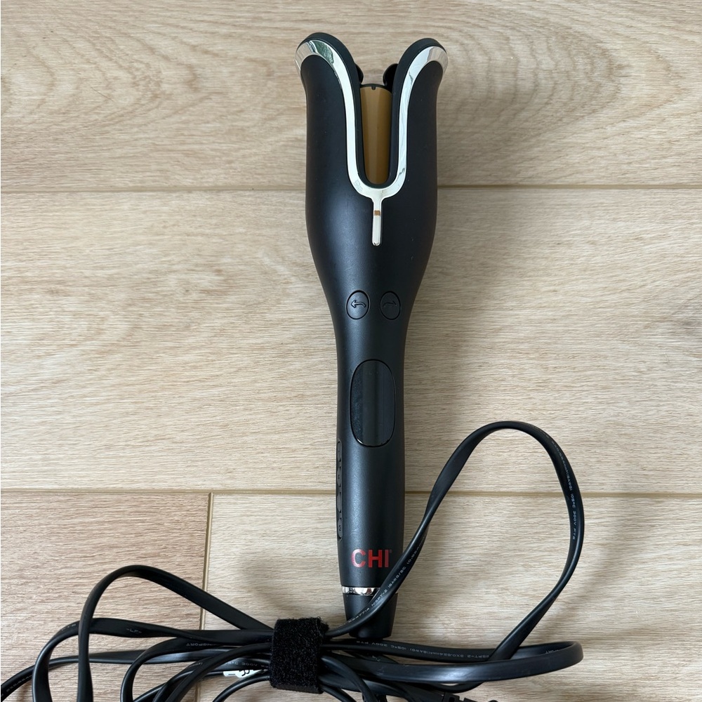 Black Automatic Hair Curler